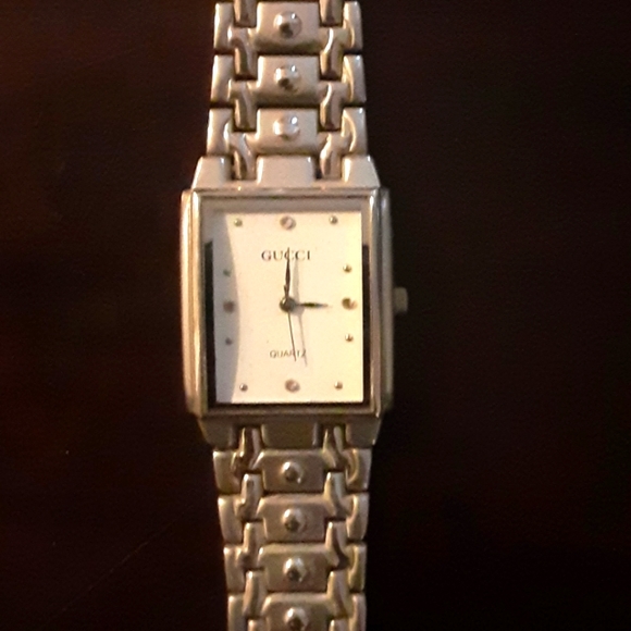 VINTAGE GUCCI WATCH NRMINT CONDITION VHTF - Picture 1 of 5